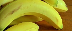 Yellow curvy #bananas
