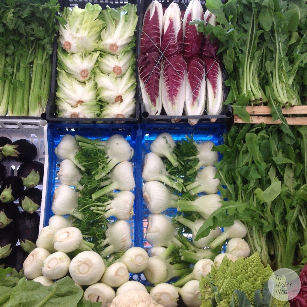 Italian street market, 5